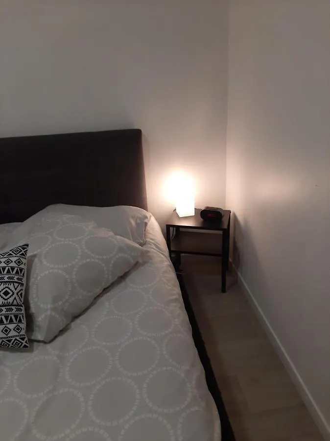 Apartment Le Logis Des Templiers Appartement Climatise Regusse France
